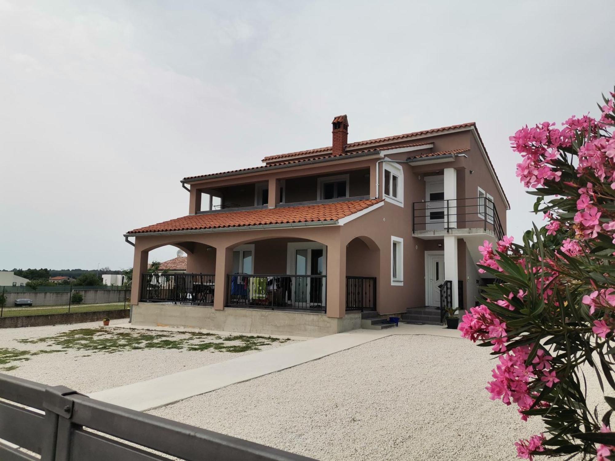 Apartment Sofija Galizana Exterior photo